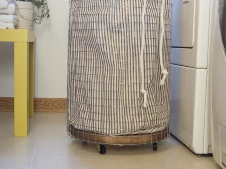 Image for 23. Wire Hamper
