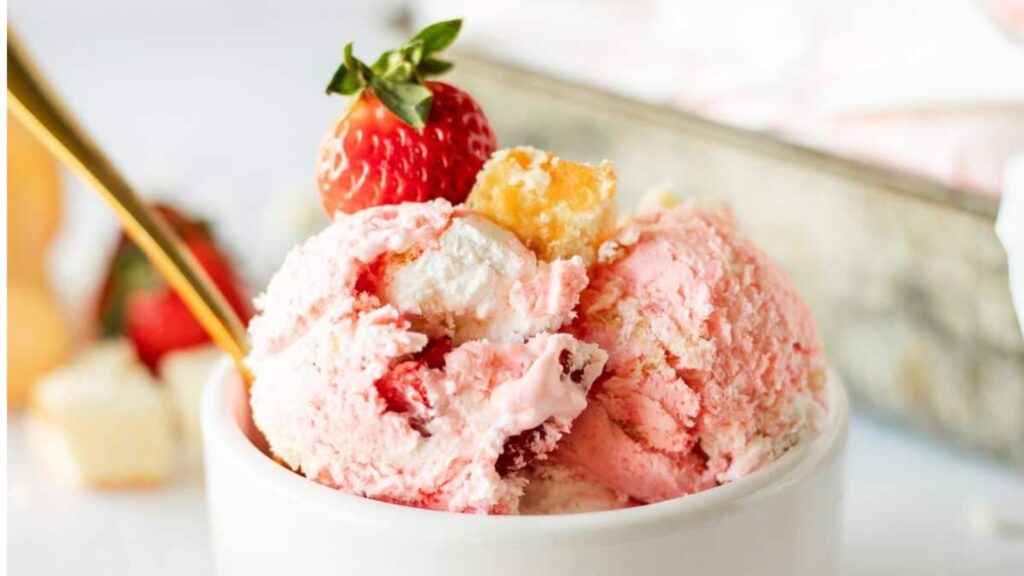 Strawberry Shortcake Ice Cream