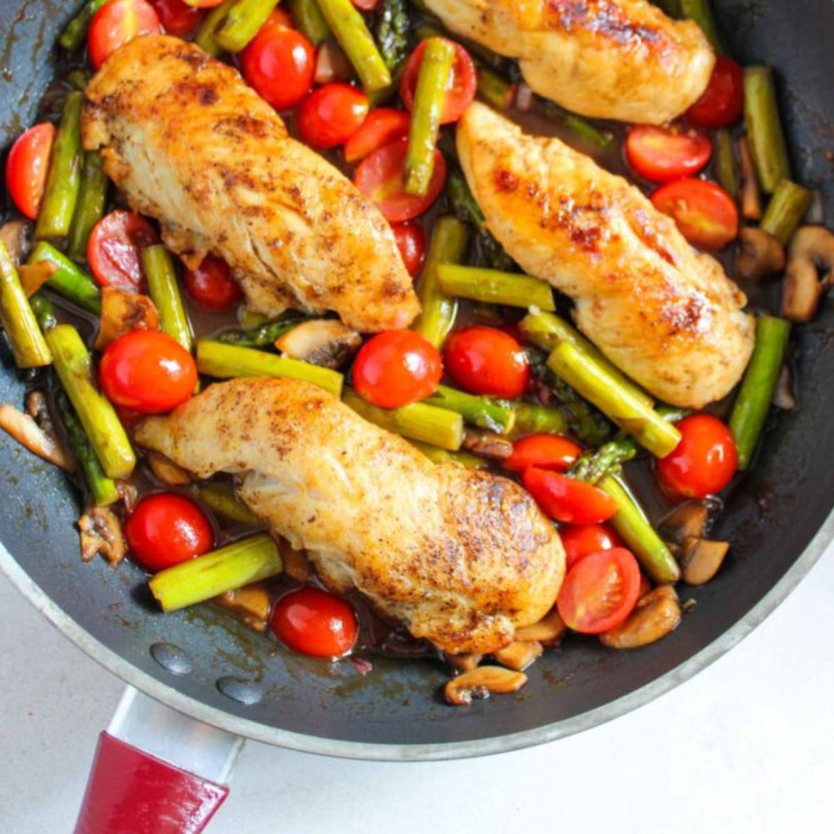 One Pan Chicken And Asparagus