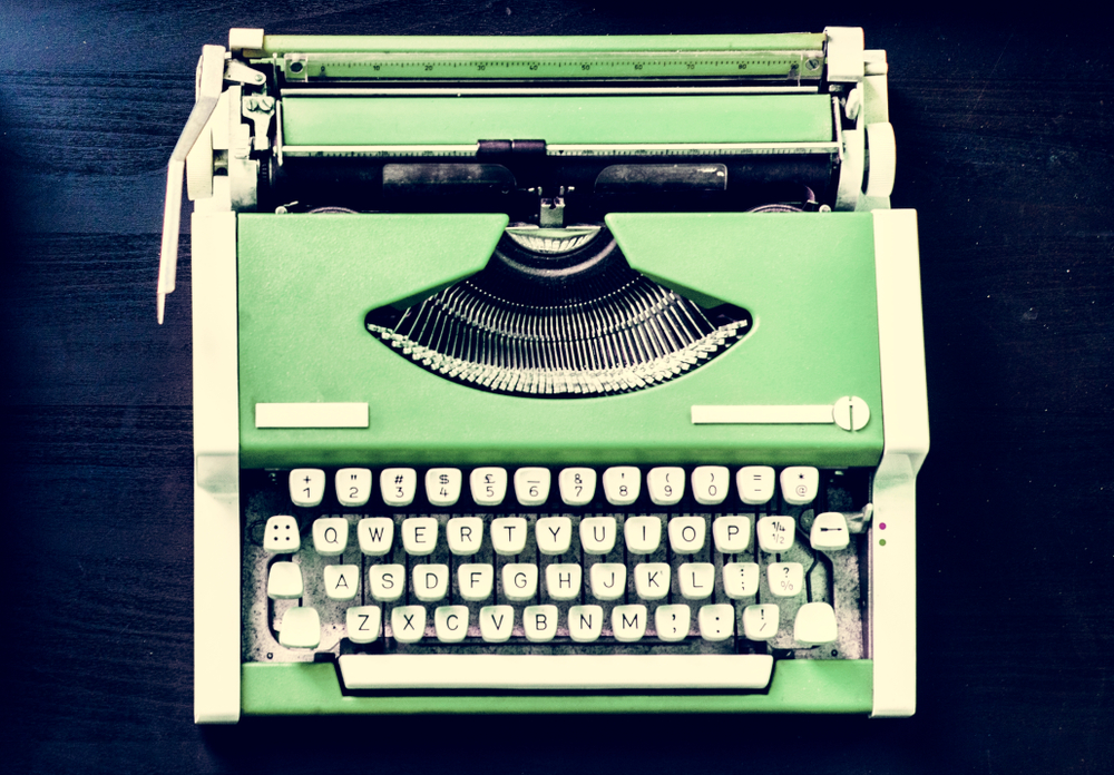 manual typewriter