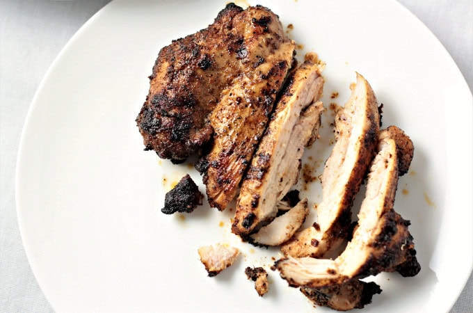 Chipotle Style Grilled Chicken Thighs are marinated in herbs and spices and then grilled to perfection. Great alone, in burritos, bowls, or tacos.