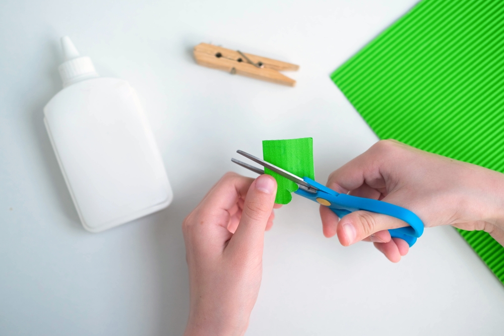 decorating clothespin