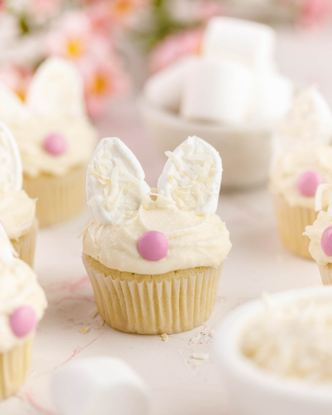 Adorable Easter Bunny Cupcakes (with marshmallow and coconut flavor)