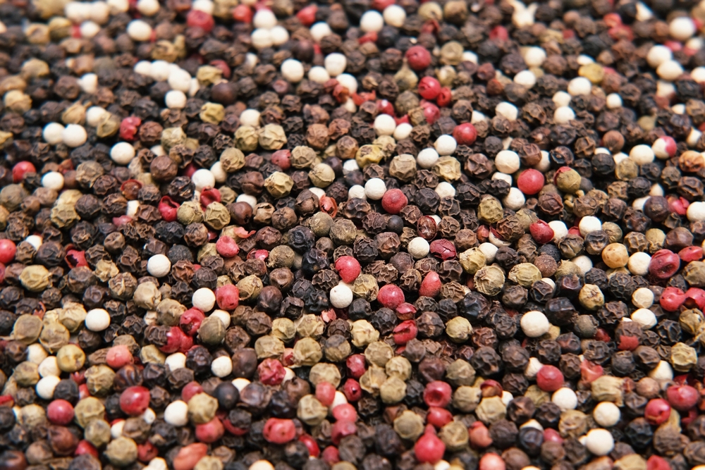 Whole peppercorns