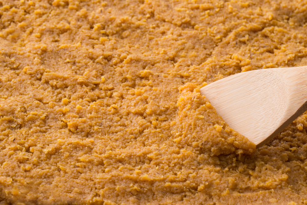 Live miso paste