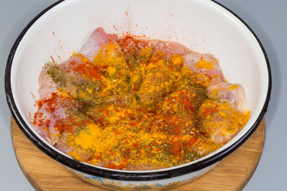 chicken pieces marinating