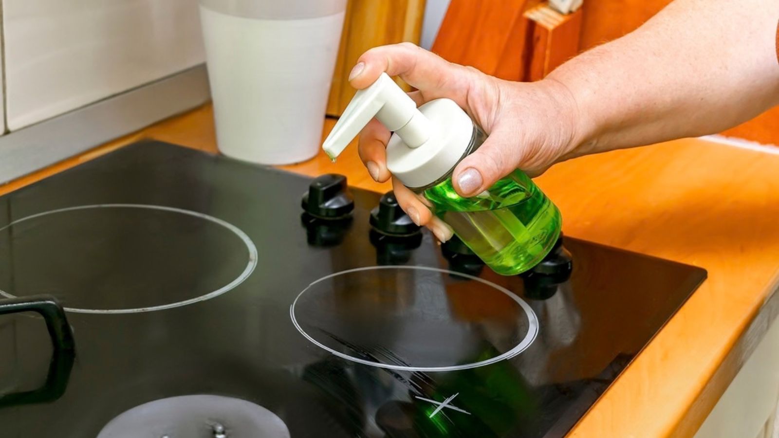 cleaning stove top