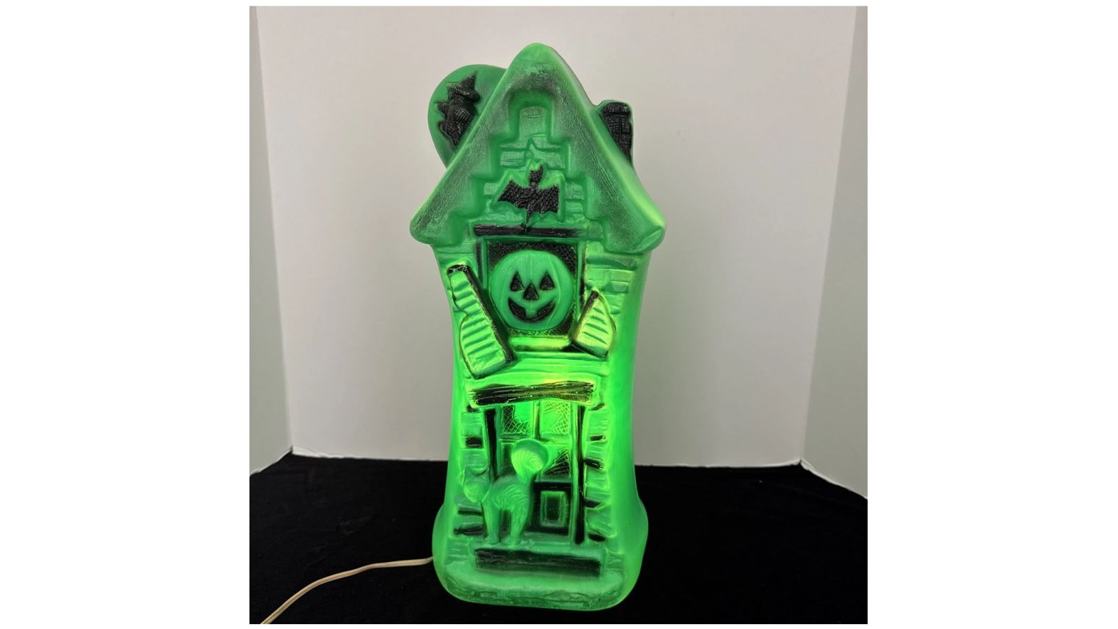 Bayshore Industries Halloween haunted house blow mold