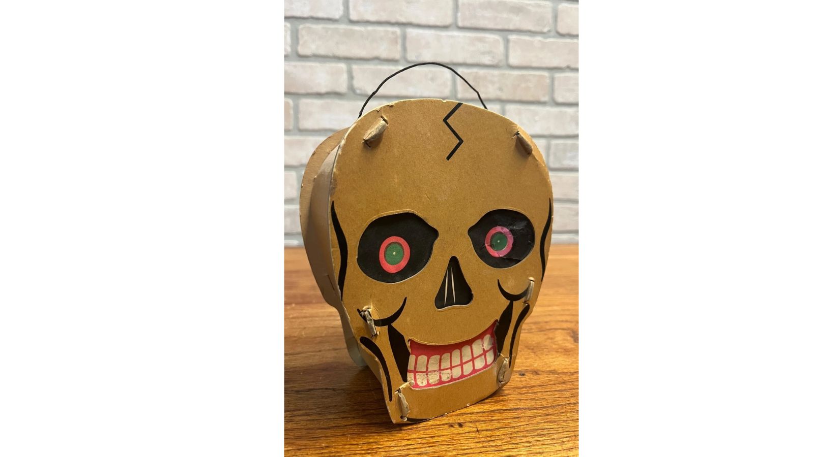 Dolly Toy Co. skull lantern