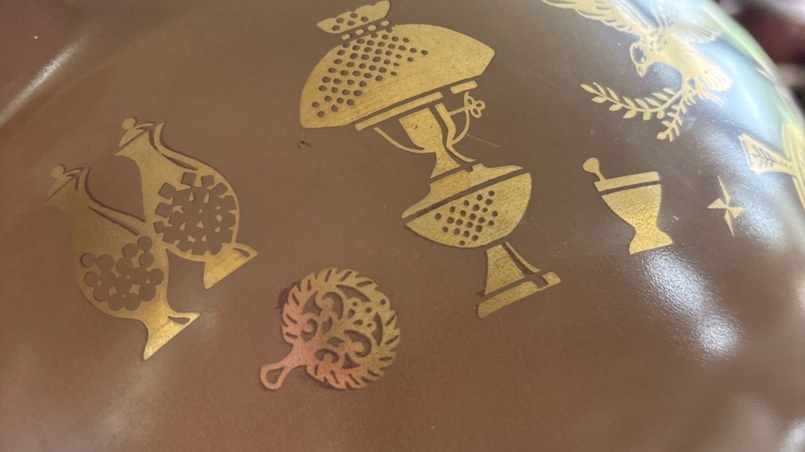 Early American Pyrex close up