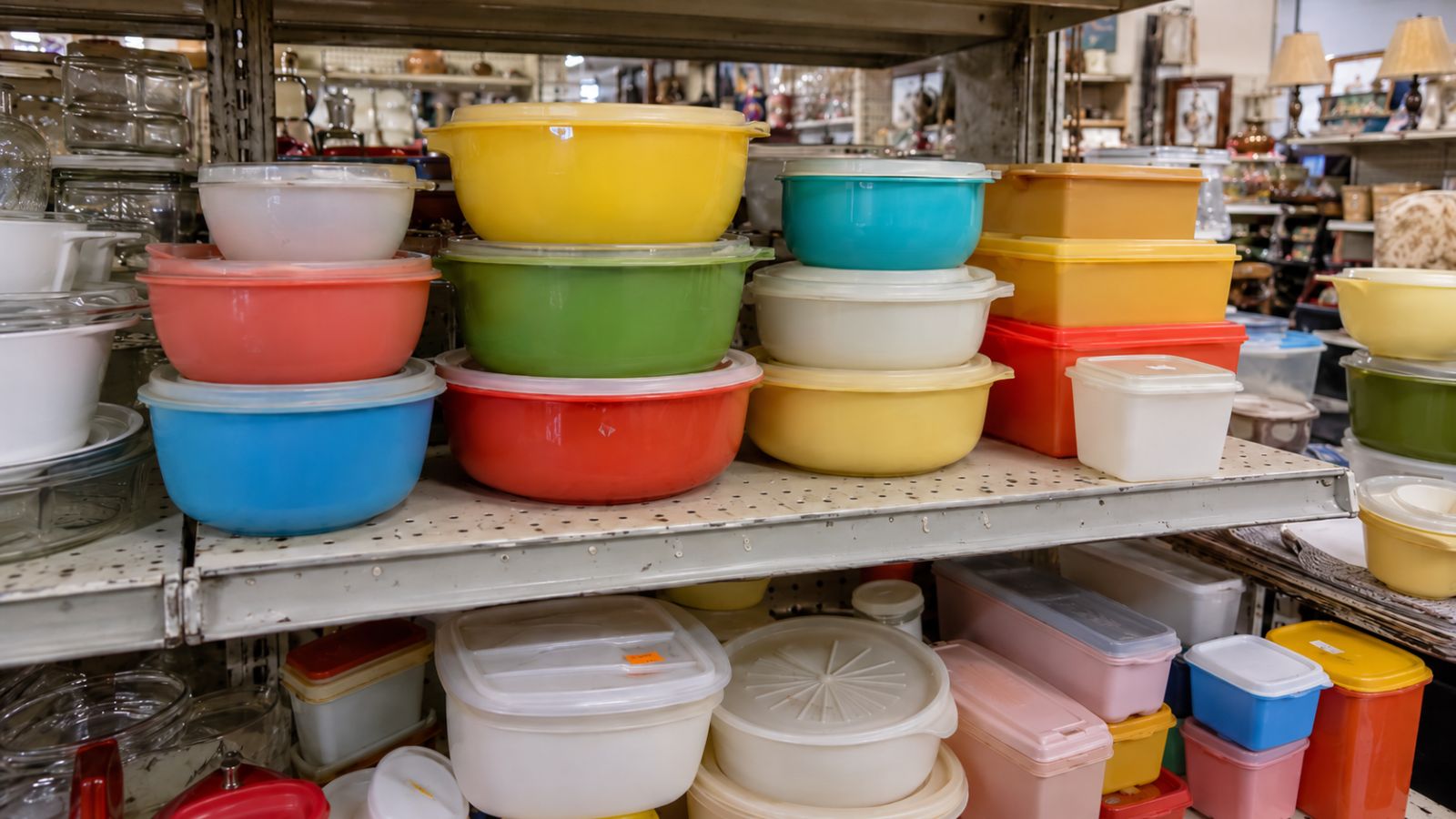 Tupperware in thrift store